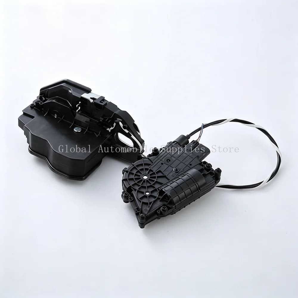 Front Left Door Lock Actuator 51217148475 for BMW F07 5 Series GT 535i GT 550i 550i xDrive 2009-2017