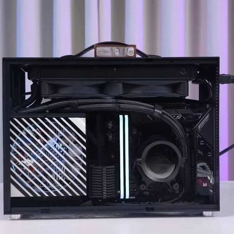 9600X/9700X/9800X3D Portable Mini Water Cooled Small Console Portable Gaming Computer