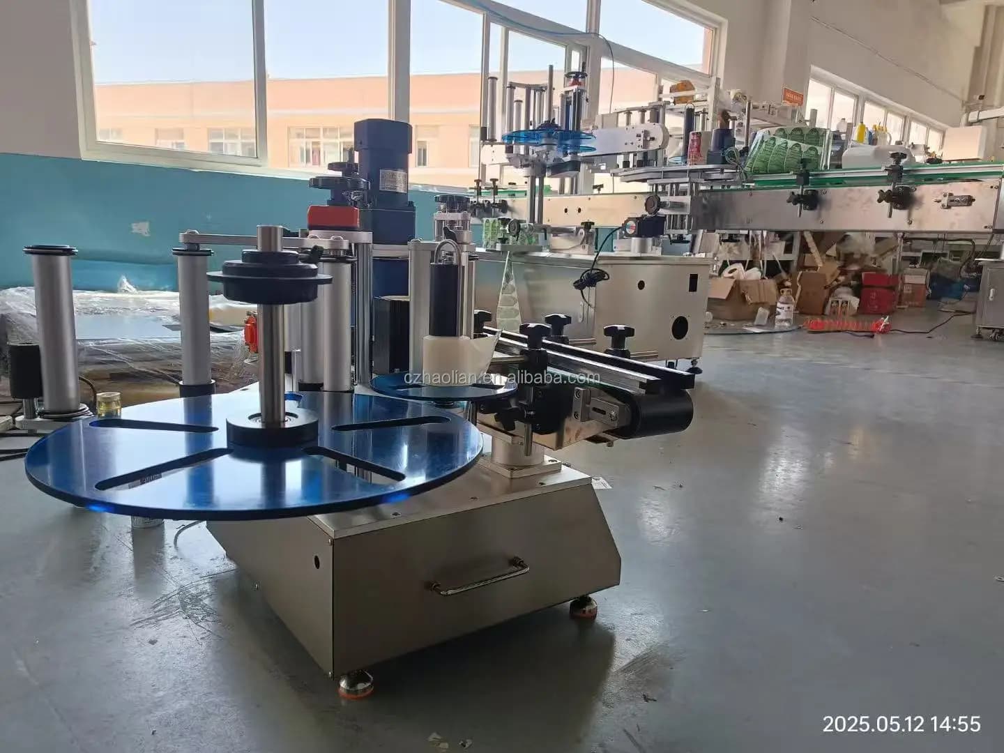 Desktop Automatic Sticker Round Plastic Glass Bottle Labeling Bottle Machine For Bottle