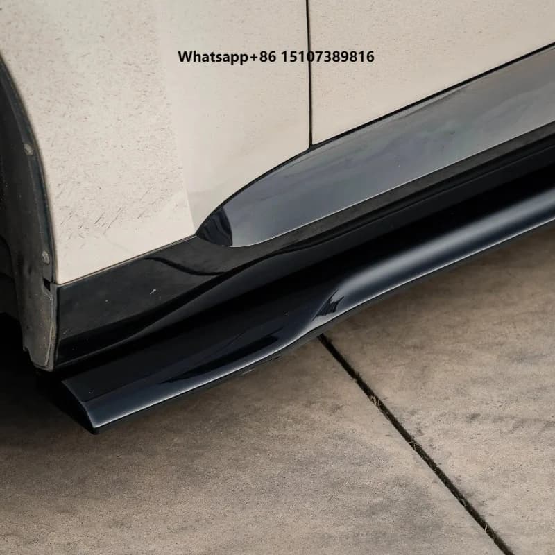 Upgraded M240i G42 Plastic Glossy Black Side Skirt with Modified Accessories