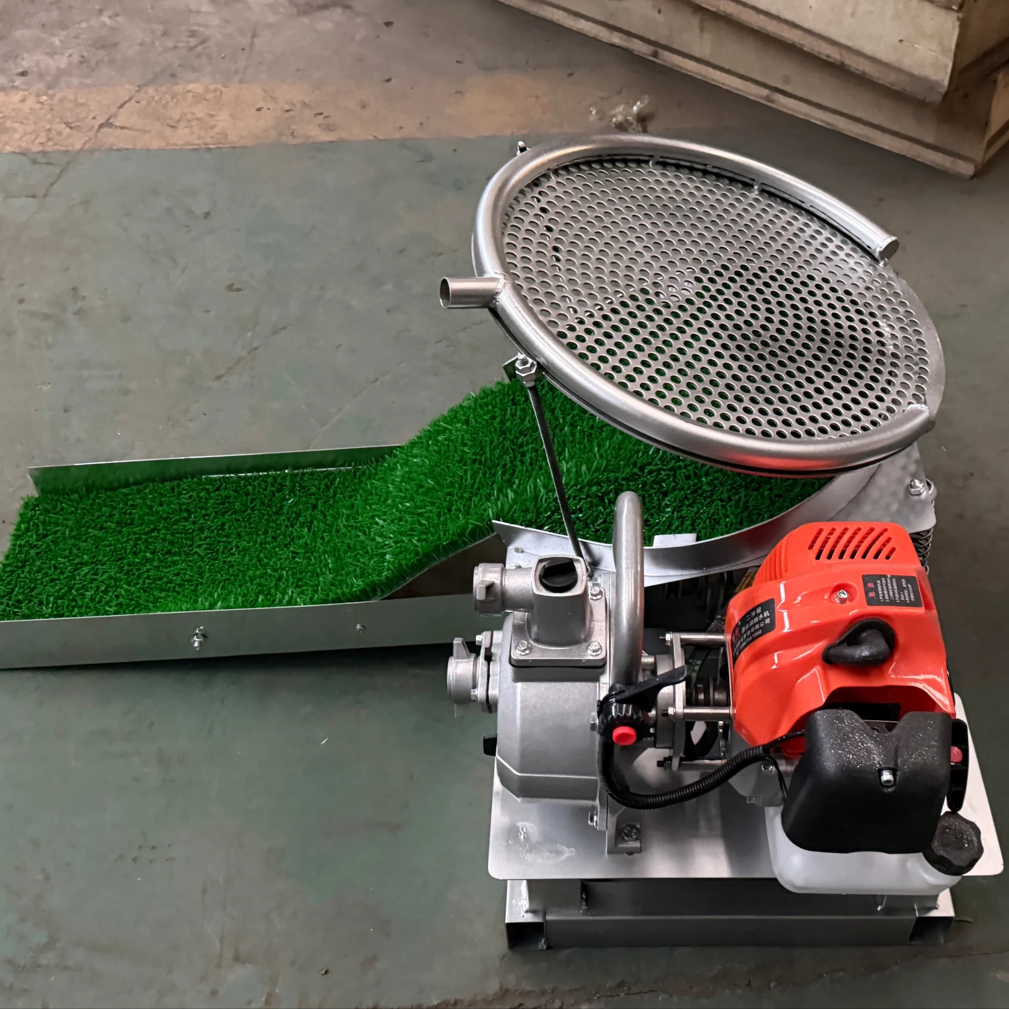Powered Portable Gold Pan Machine Mini Vibrating Gold Separator with Pump Motor for Gold Mining High Recovery