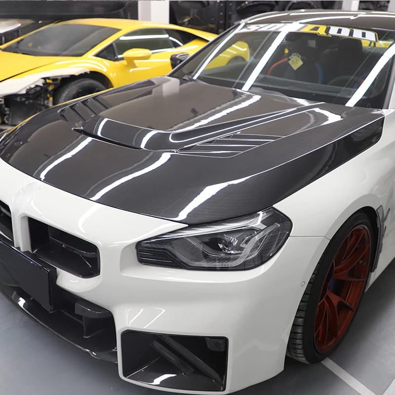 High Quality V‑Style Wet Carbon‑Fiber Engine Hood Bonnet, Auto Body Kit Compact Sports Car Since 2023