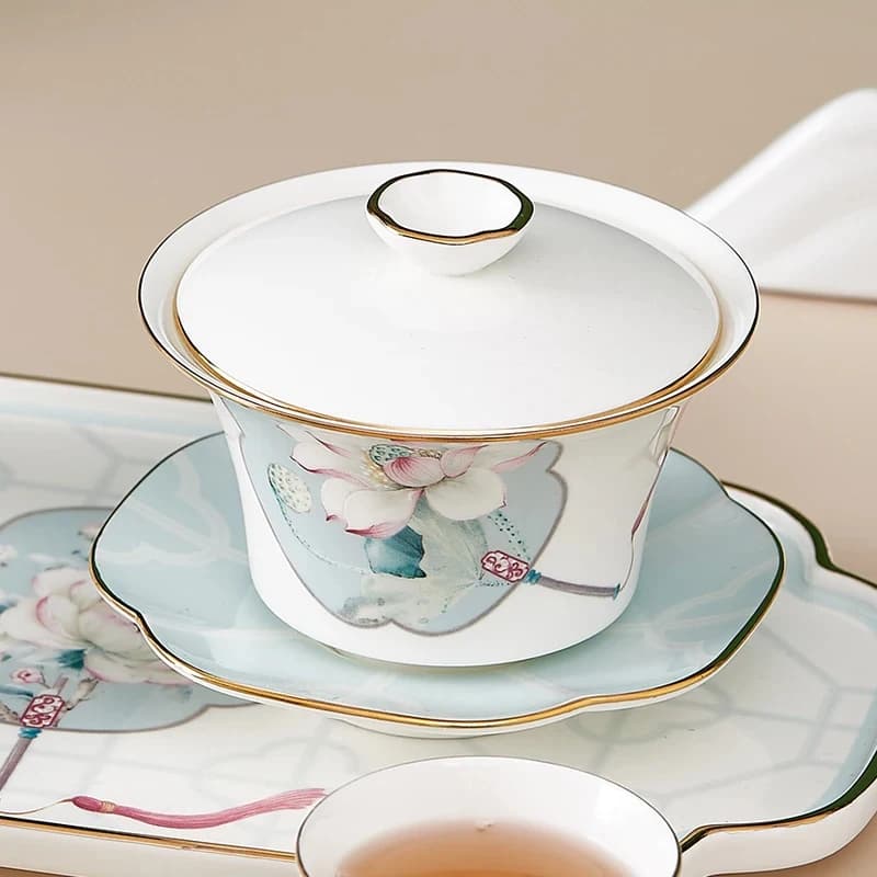 Chine China Cup Set With Phnom Penh Elegant Ceramic Brewer, Suitle Gifts And Special Occasions