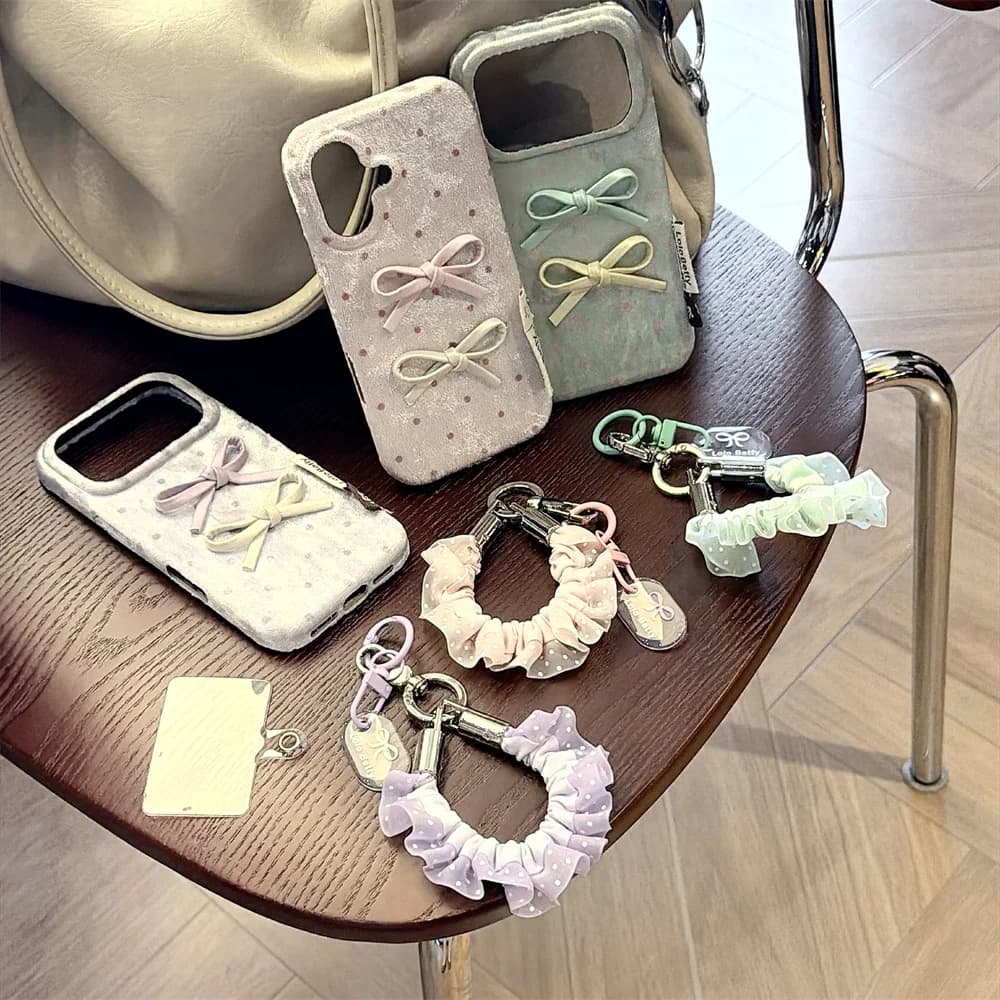 Fashion Korea Ins Dots bowknot Phone Case For iPhone 18 Pro 15 16 17 Pro Max Cover Shockproof Soft Cute plush Cases with Chain