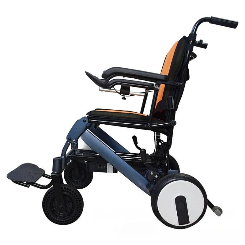 Can get on the plane 20KG lightweight folding aluminum travel wheelchair