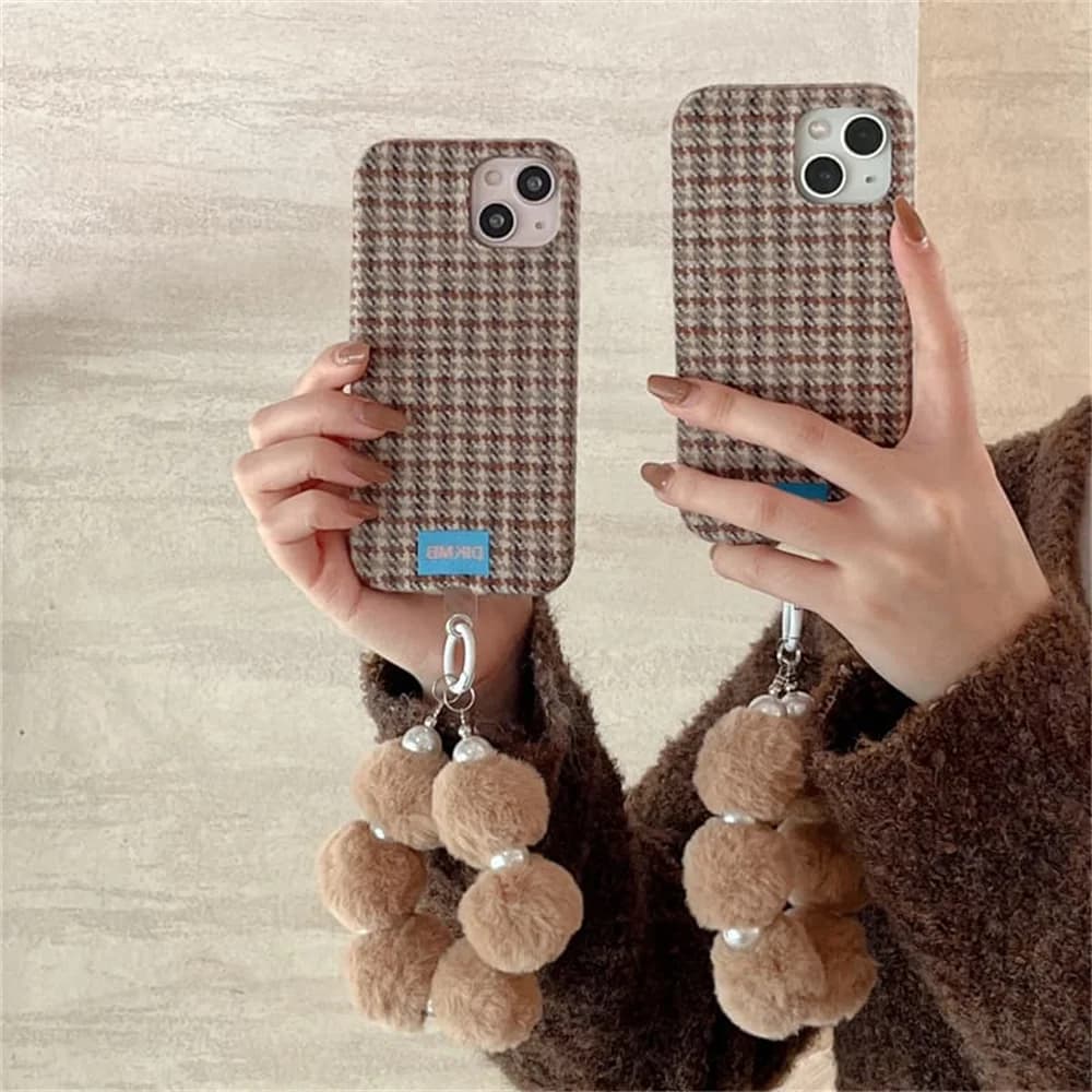 Korea Cartoon Ins Phone Case For iPhone 18 Pro 14 15 16 17 Pro Max Cover Shockproof Cute Plush Cases Fur ball hanging string