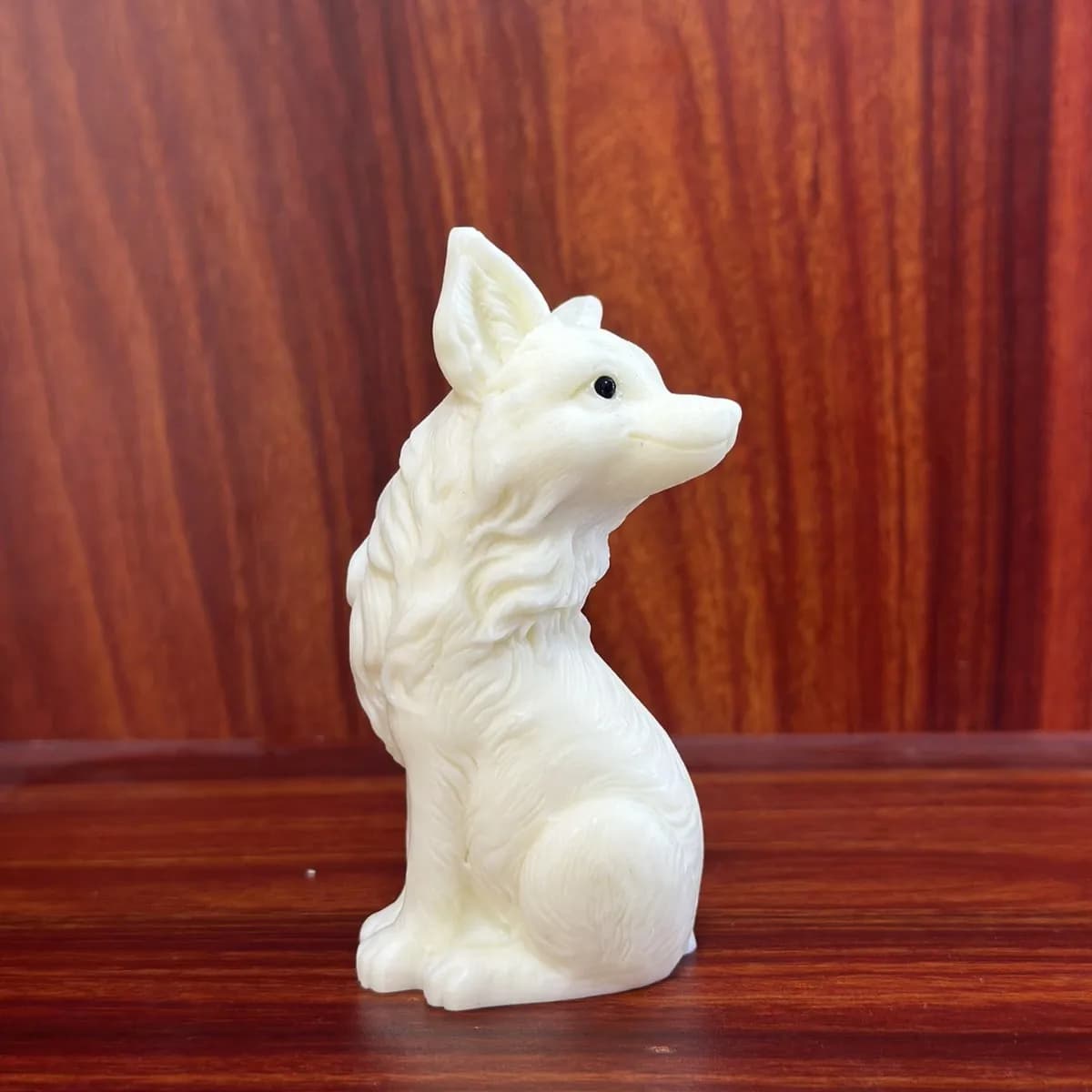 Ivory Nut Carved Moon‑Gazing Fox Statue 9.2*5.2*4cm Office Desktop Living Room Craft Ornament