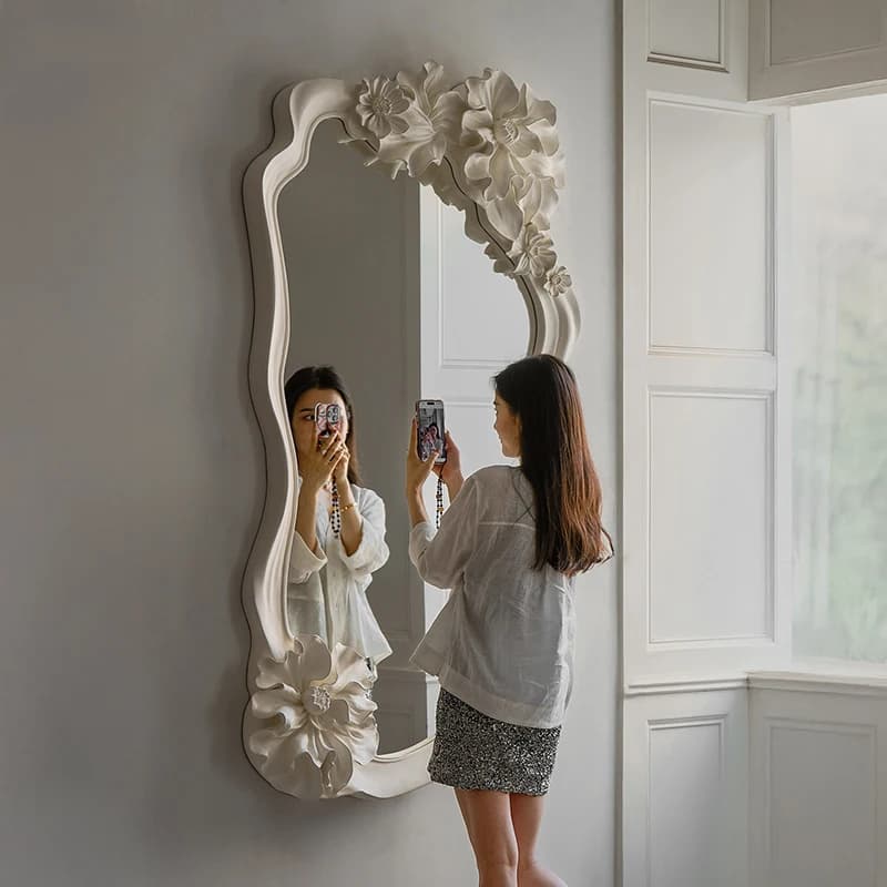 Girls Standing Decorative Mirrors Wavy Art Wall Items Aesthetic Full Body Mirror Nordic Long Big Luxury Spiegels Home Products