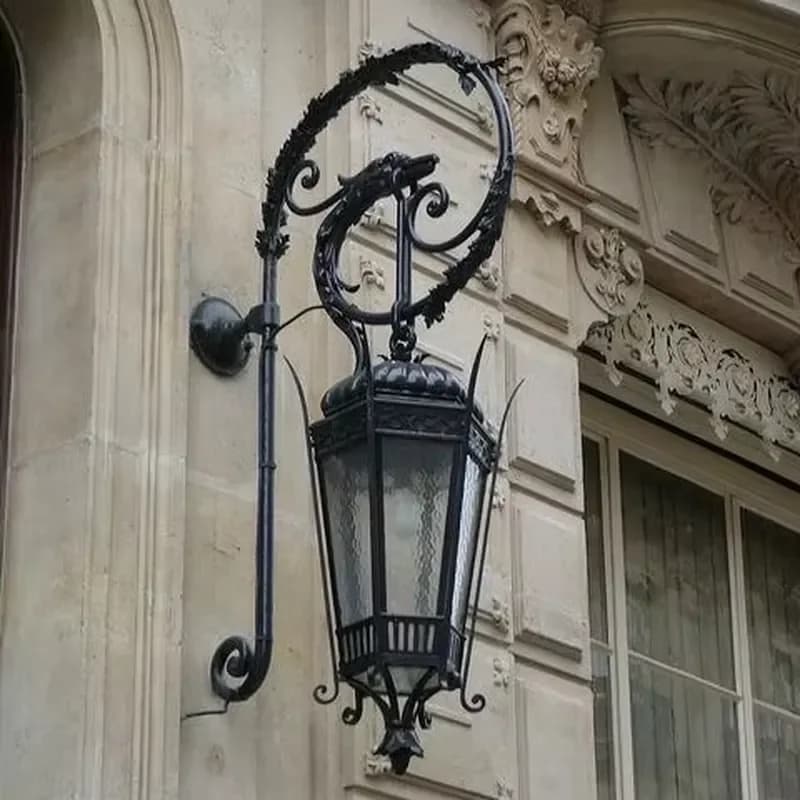 Gothic Arch Wrought Iron Wall Sconce Pointed Top Detailed Design for Dramatic Lighting in Hallway or Church