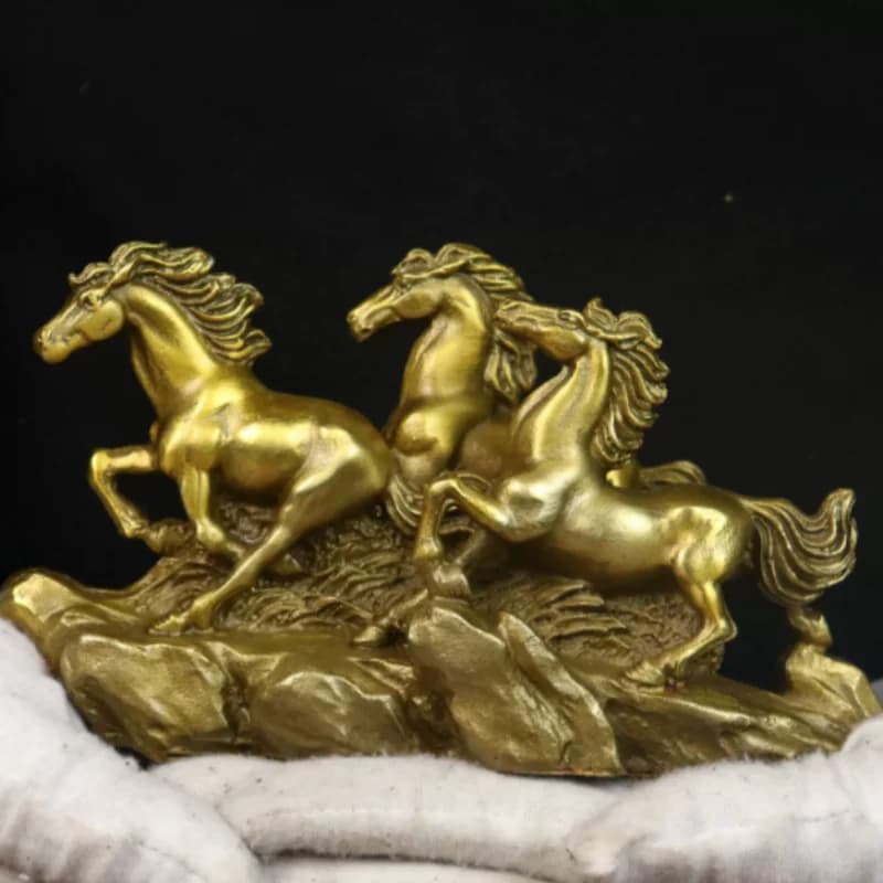 Chinese traditional exquisite brass horse statue ornaments home and office desktop decoration handicrafts