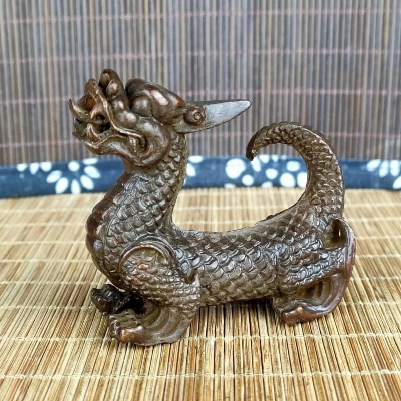 Solid copper unicorn dragon fish lid holder for iron teapot, Japanese tea ceremony decoration, tea pet prop