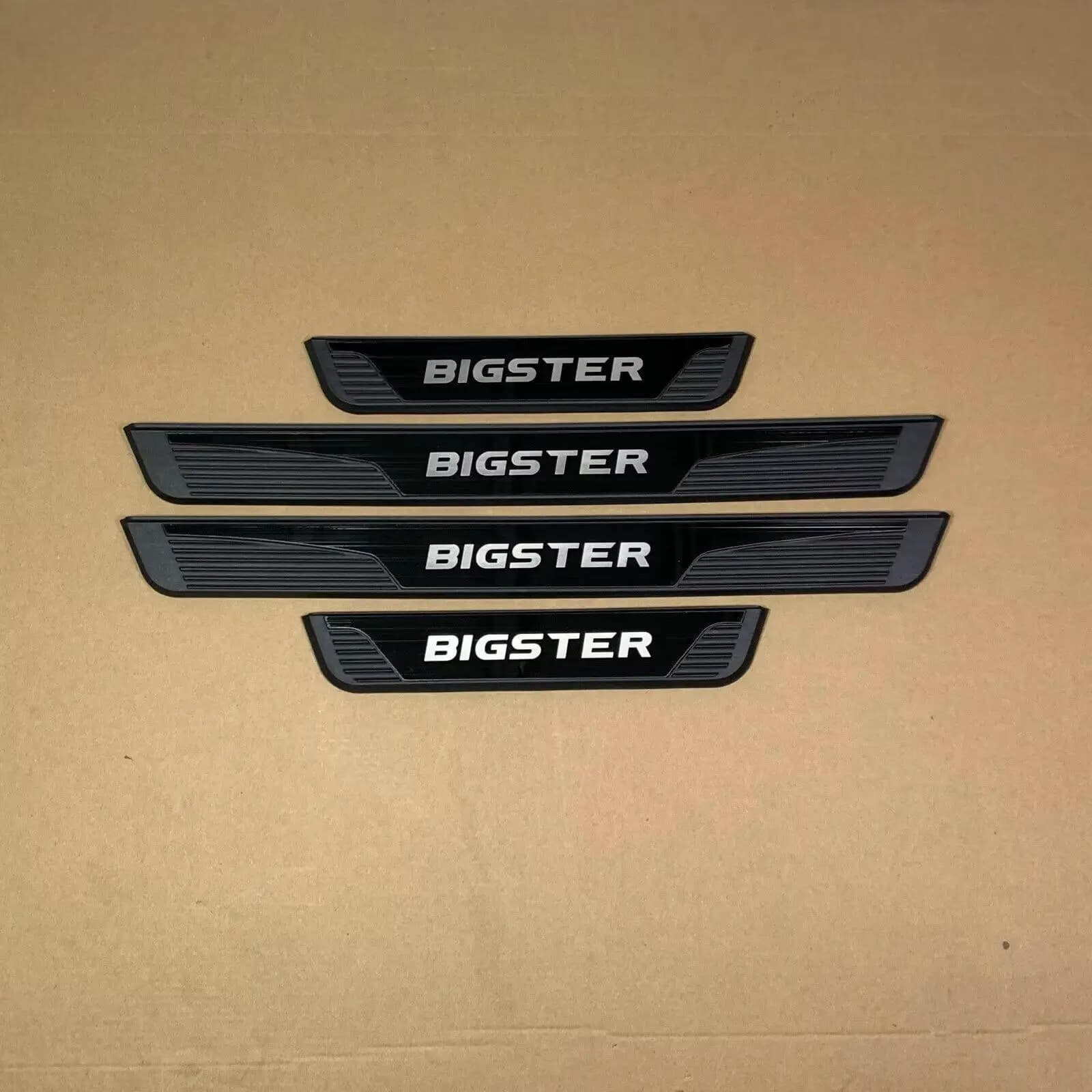 For Dacia Bigster 1.2TCe Hybrid 2024 2025 2026 2027 Stainless Steel Door Sill Plate Plastic Cover Stylings 3D Sticker Auto Parts