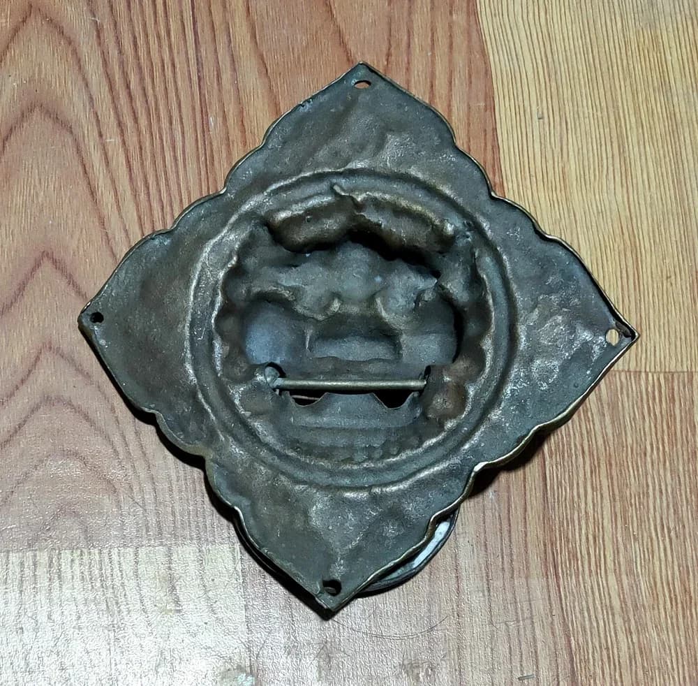 Chinese collectables Antique Old Bronze Foo Dog Lion square Door Door Knocker