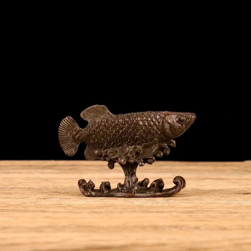 Exquisite Retro Old Chinese Antique Bronze Carp Fish Statue Desktop Decor