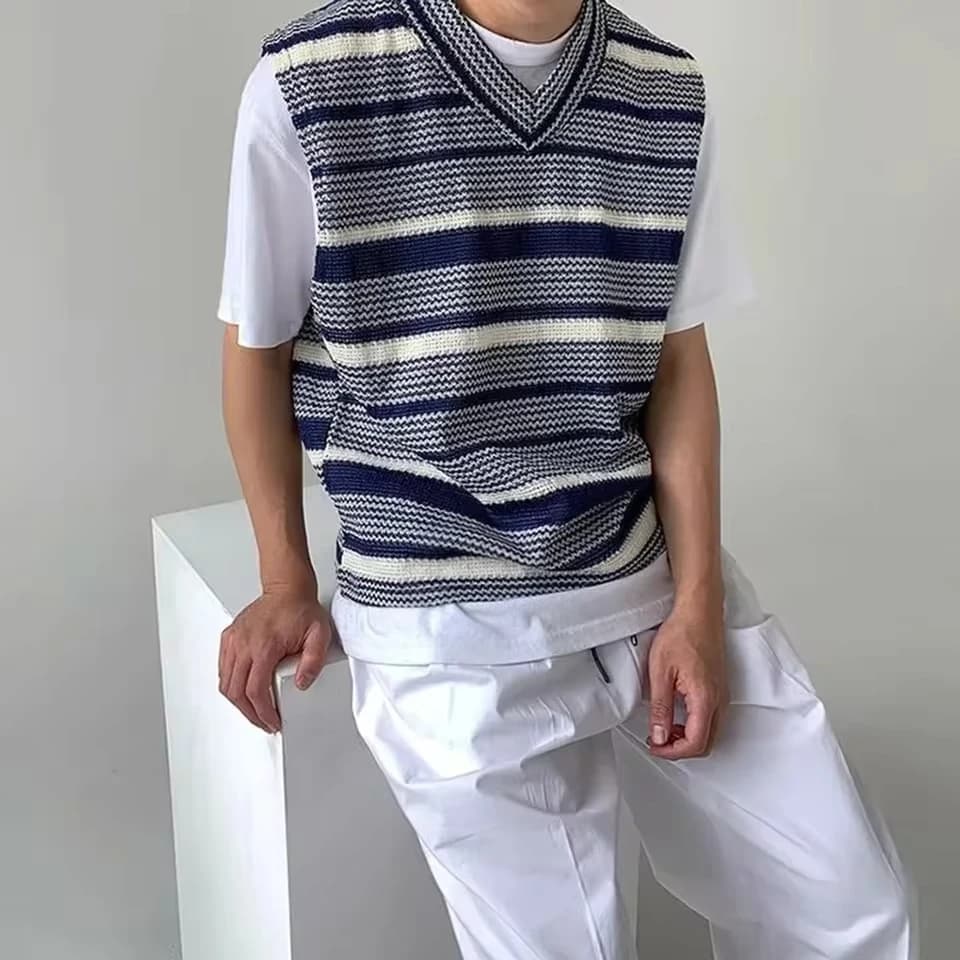 Mens Vest Contrast Stripes Casual Knitted Tank Top Summer Streetwear Versatile Beach British Elegant Vest Men'S Clothing