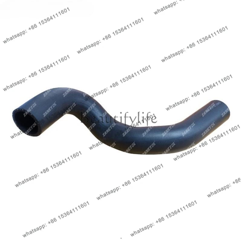 Applicable to auto parts (JL) 2.0 '18-sewer pipe, water tank to tee section 6831
