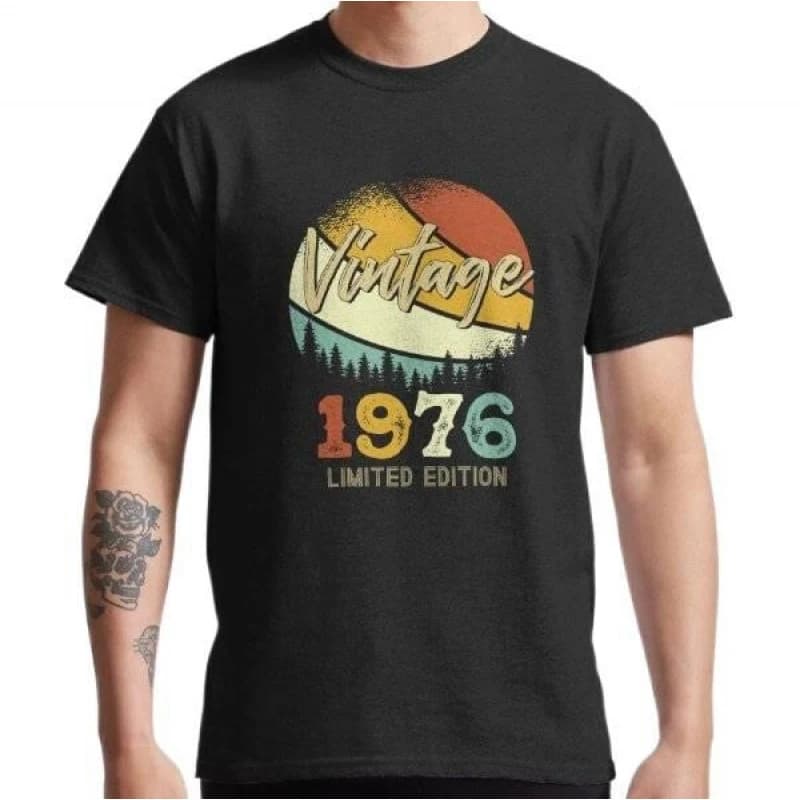 Made In 1976 - All Original Parts Birthday 1976 Limited Edition Gift T-Shirt 100% cotton printed Short Sleeve Graphic clothes