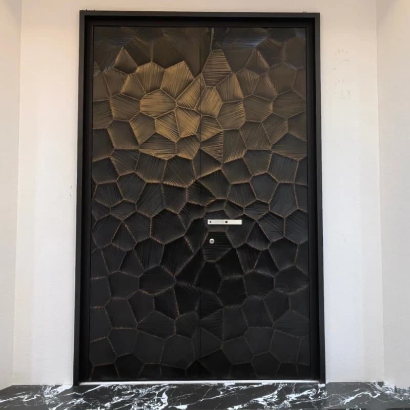 Armored cast aluminum door, all-aluminum system, residential entrance door, villa double-opening fine-carved cast aluminum door