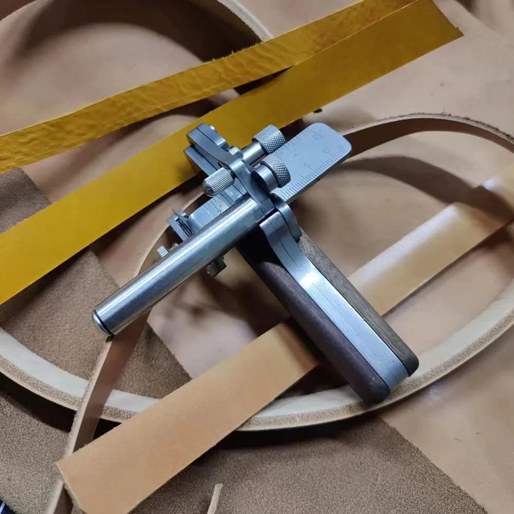 1Pc Nattools Belt Cutter New DIY Manually Adjustable Leather Slips Metal Belt Knifes Mechanical Roller Slip Cutter Leather Goods