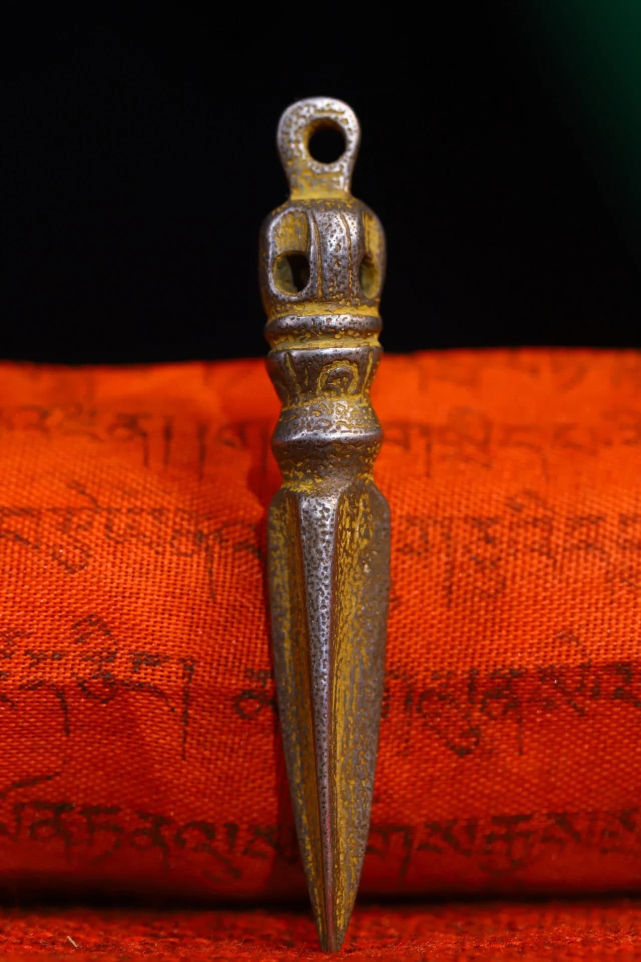 3"Tibetan Temple Collection Old Tiantie Five shares Dorje Vajra Phurpa Pendant Amulet Dharma Worship Hall Town house Exorcism