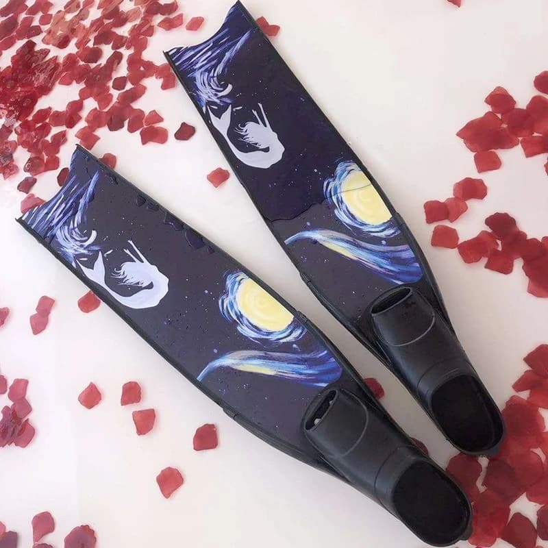 Carbon fiber flippers, snorkeling flippers, free diving flippers