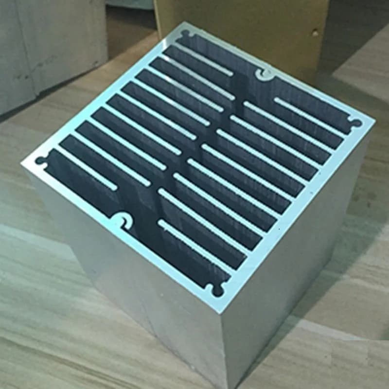 80x80mm Aluminum Heat Sink Radiator Heatsink for Cooling, Electronic Cooler, Chipset Heat Dissipation Customize