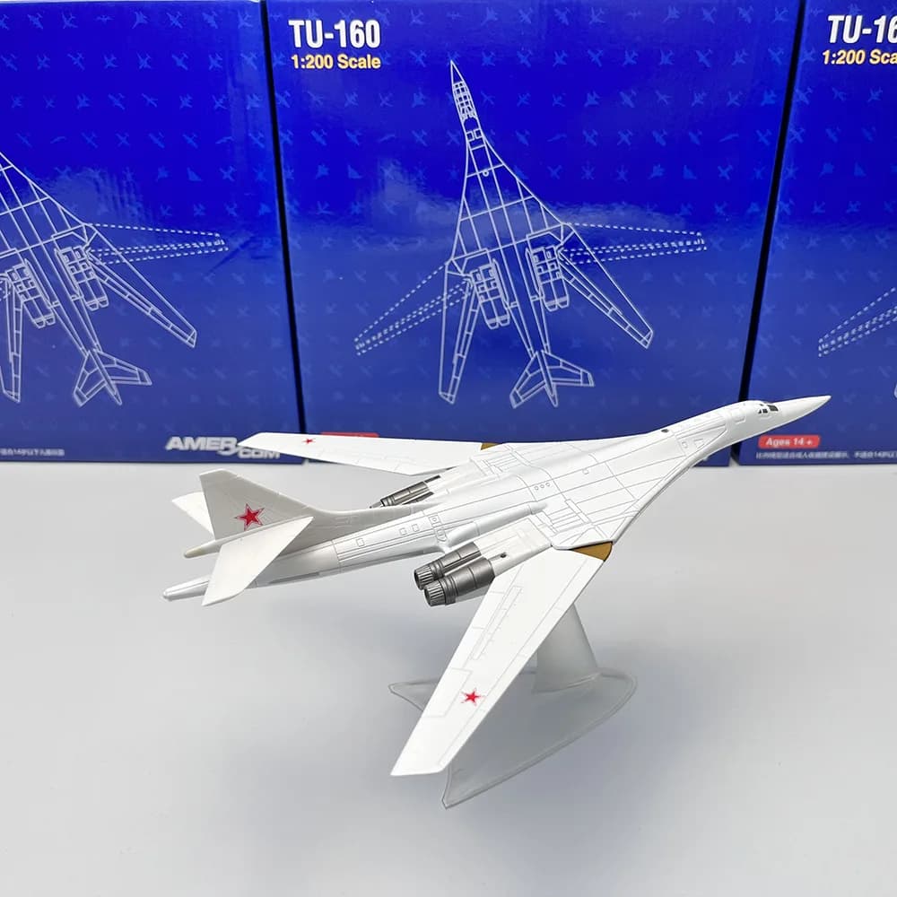 Aircraft 1:200 Scale Russian Tupolev Tu160 Tu-160 Fighter Blackjack Strategic Bomber Diecast Metal Plane Model Adults Gift