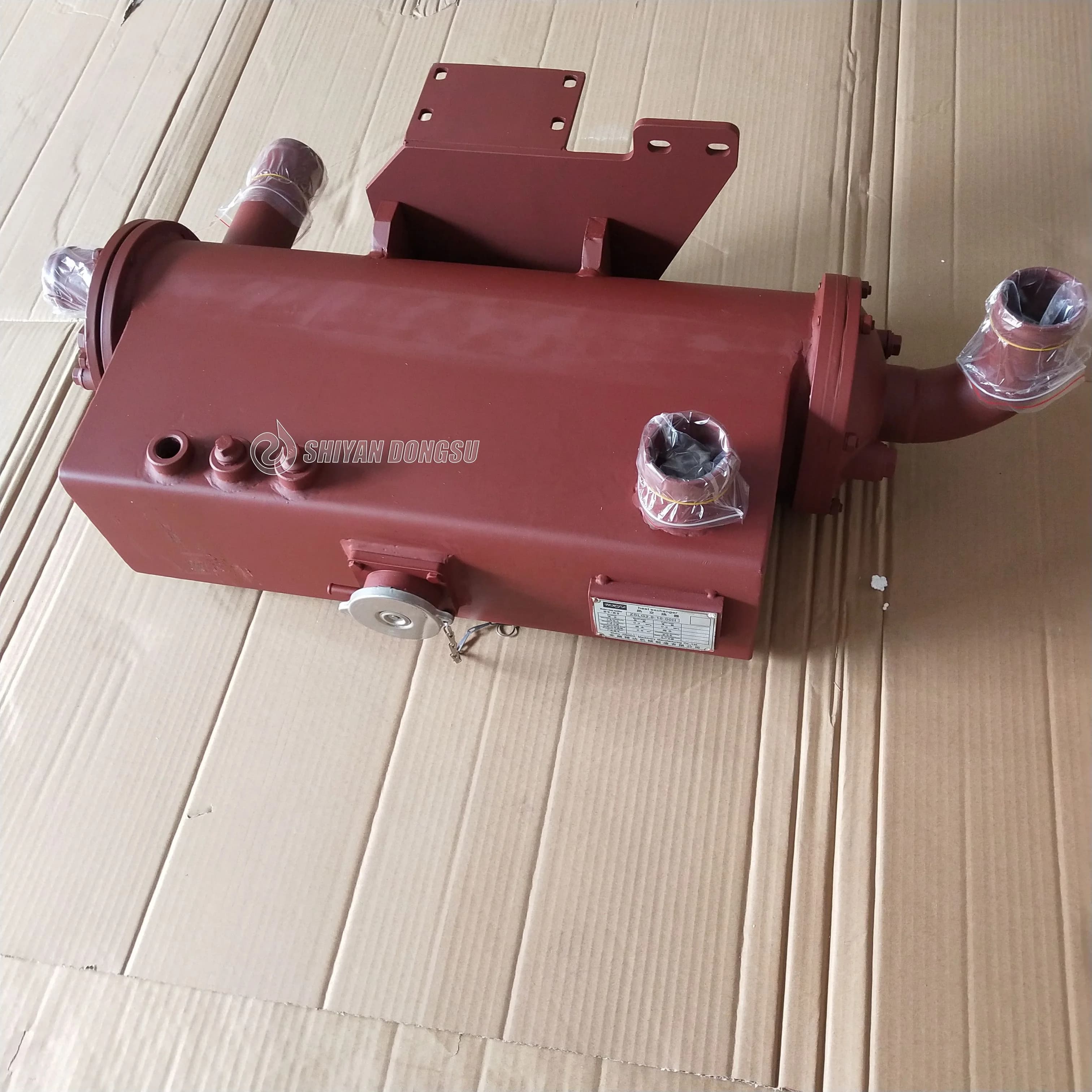 New 6CT Marine  Engine Water Heat Exchanger Zslg2.8-16-00h