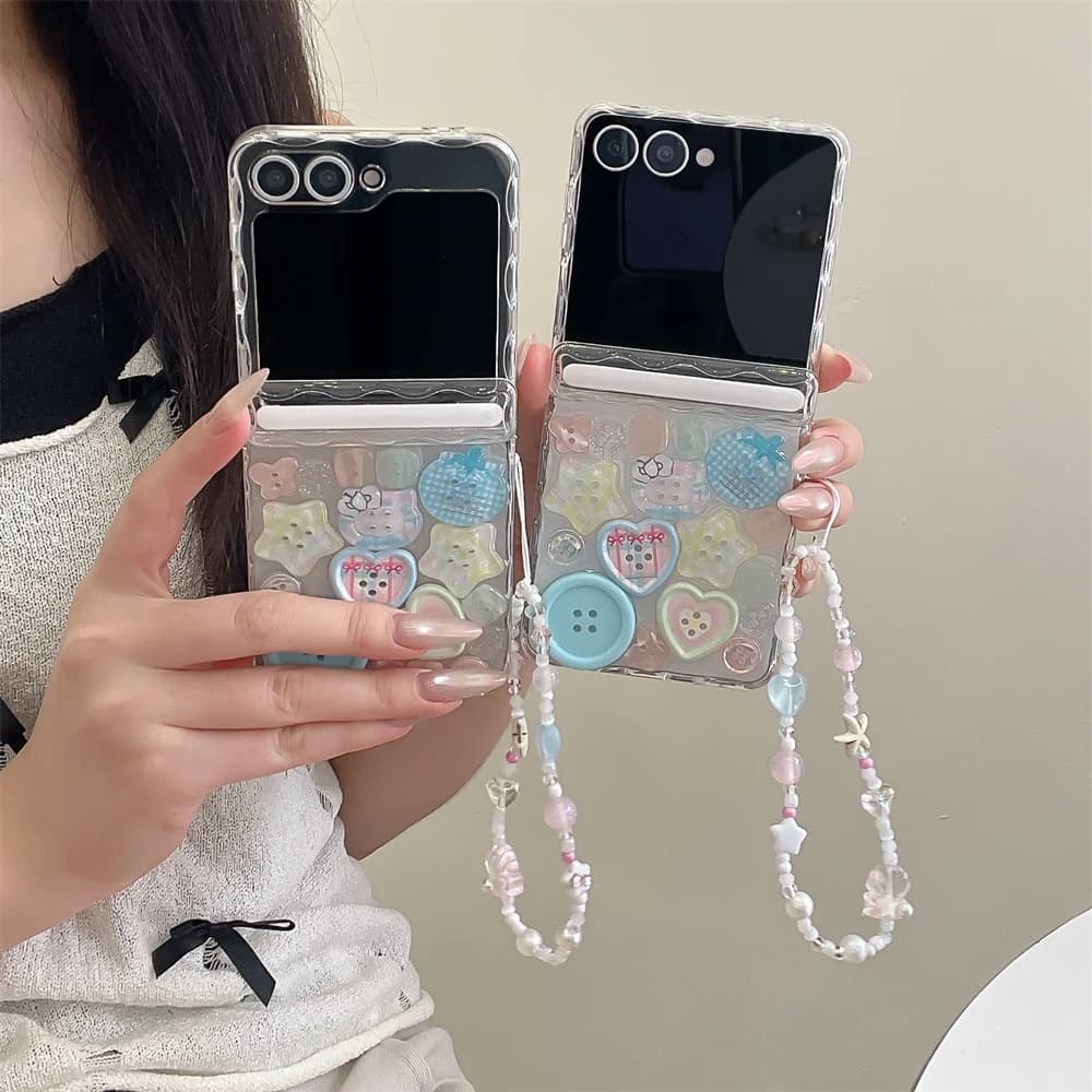 Cute 3D Strawberry Kitten Phone Case for Samsung Galaxy Z Flip 7 6 5 4 3 5g Flip 7 6 Flip 6 7FE Cover With Chain Korean Cases