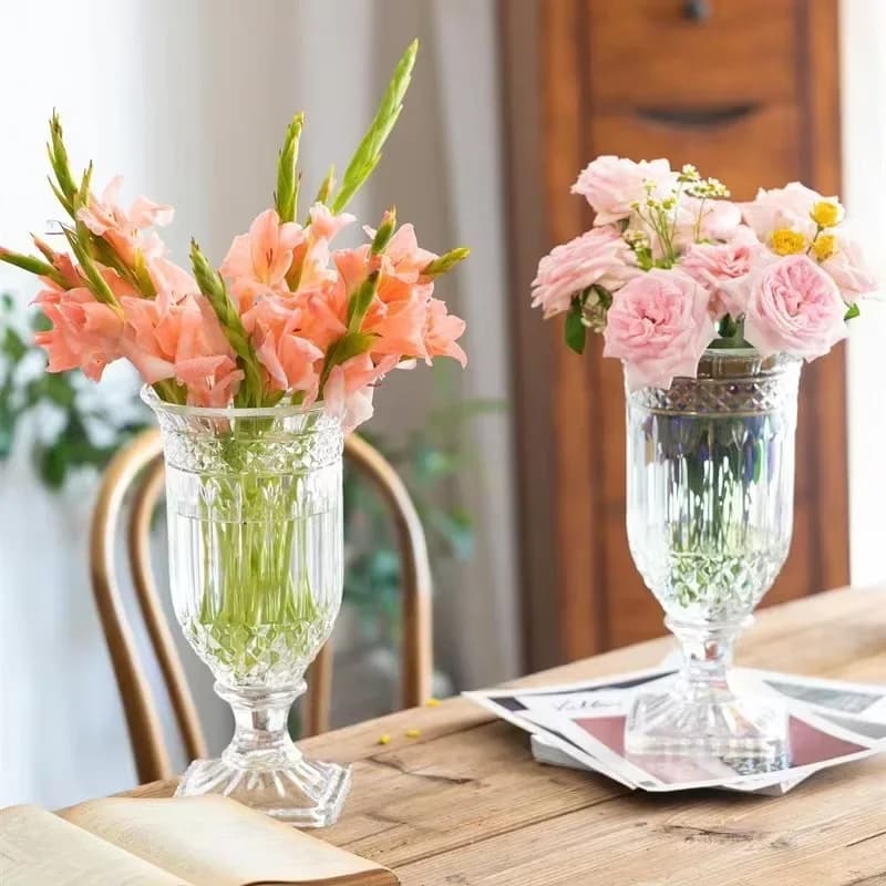 Hot sale European Retro Transparent Glass Vase Luxury Water Lifting Flower Ornament Modern Living Room Dining Table Modern Vase