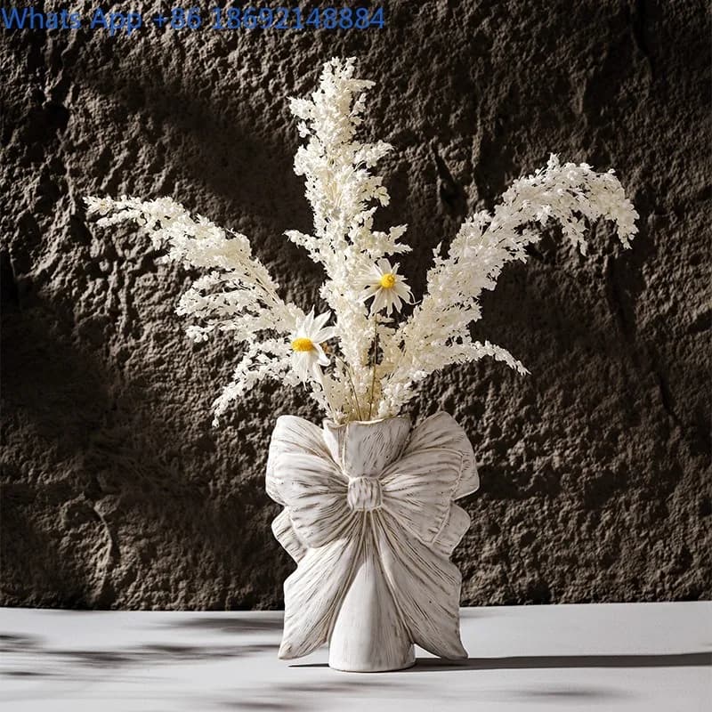 European Ceramic Vase White High-End Creative Hydroponic Dried Flower Arranger Light Luxury Gift Box Decorative Ornament
