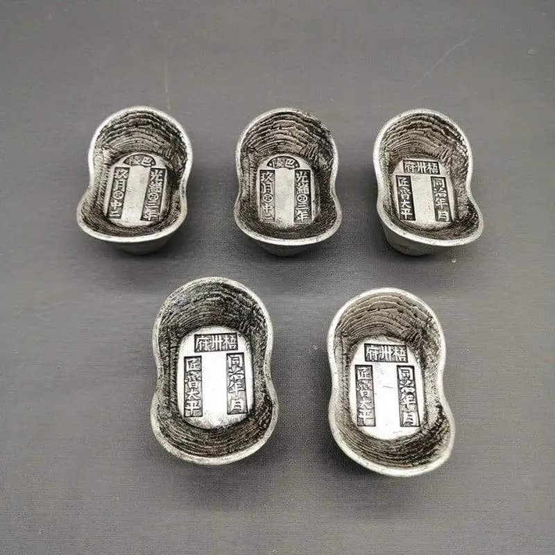 Antiquities and Miscellaneous Collectibles: Wholesale Collection of Old Qing Dynasty Silver Ingots from the Tongzhi Era with Hon