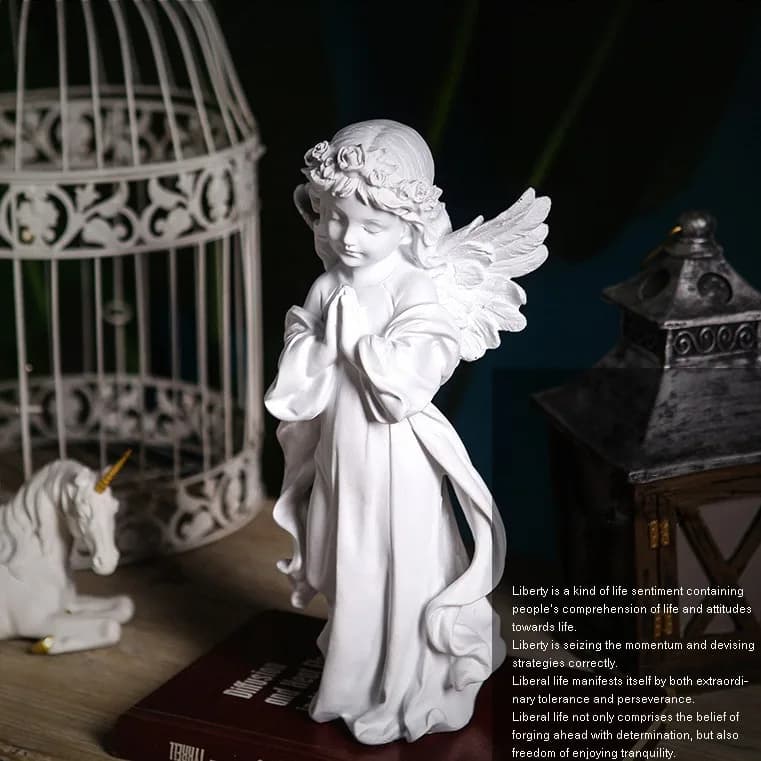 Cute Resin Praying Angel Figurine European Style Fairy Prayer Angel Shelf Sculpture Desktop Ornament Carving Crafts