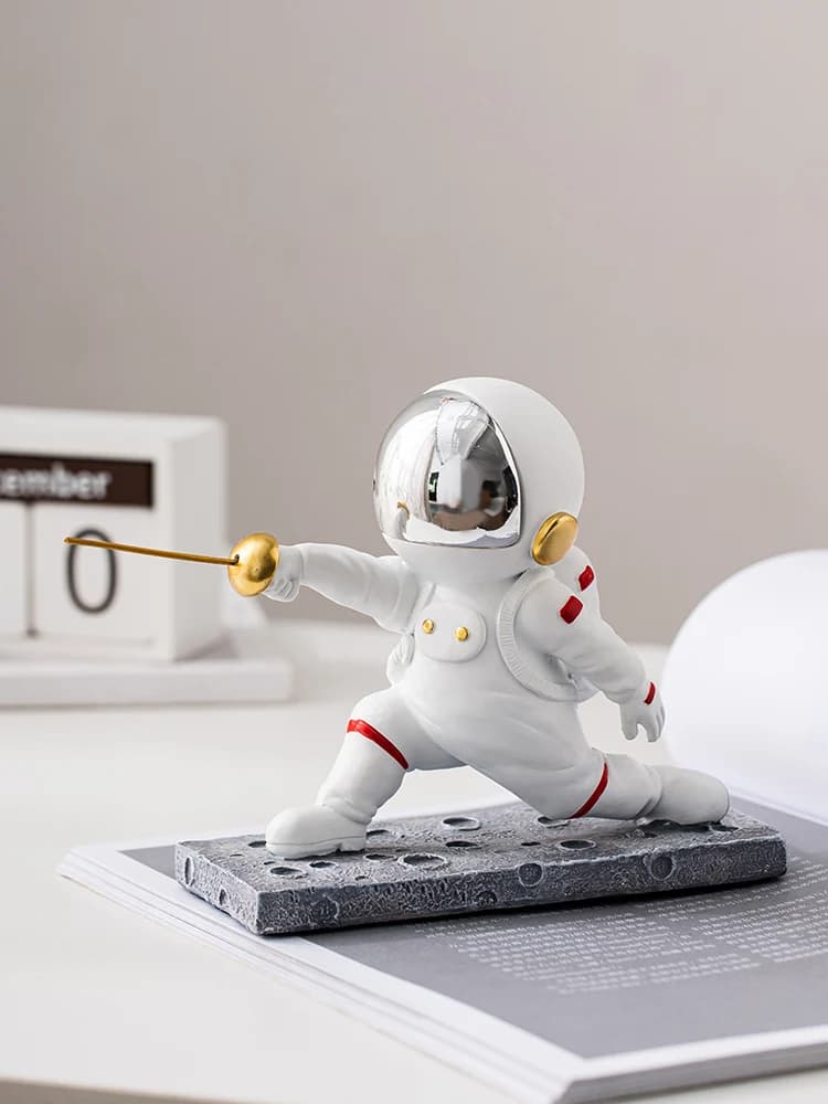 Creative Astronaut Decorative Figurines, Living Room Bookcase, Bedroom Office Desktop Ornaments, Home Decoration Accessories