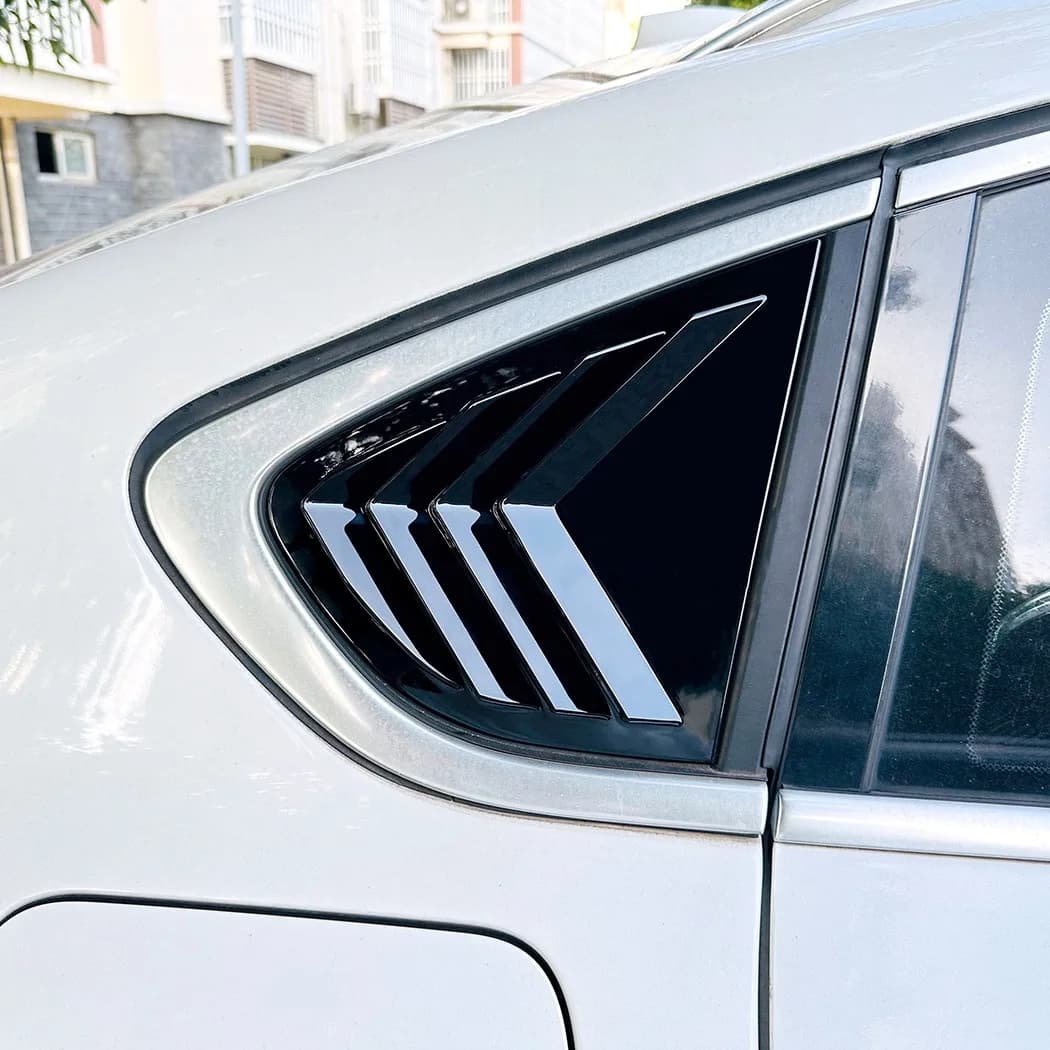 Rear Window Side Louver Shutter Trim Cover Fit For BMW X4 F26 2014-2018 Carbon Fiber Look/Gloss Black Tail Windshield Blind