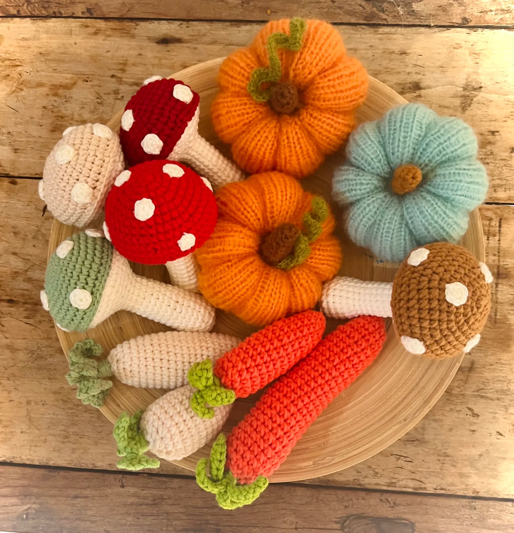 Handmade wool woven fruit and vegetable carrot pumpkin mushroom home ornament