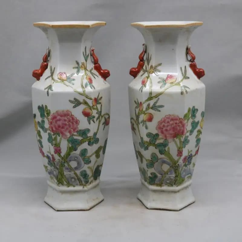 China Home Decorations Porcelain Famille Rose Floral Pattern Vases A Pair 9.44"