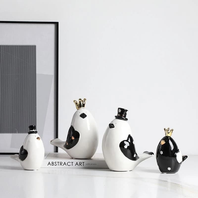 Creative modern light luxury cartoon to bird ceramic ornaments, model room living room wine cabinet  accessories