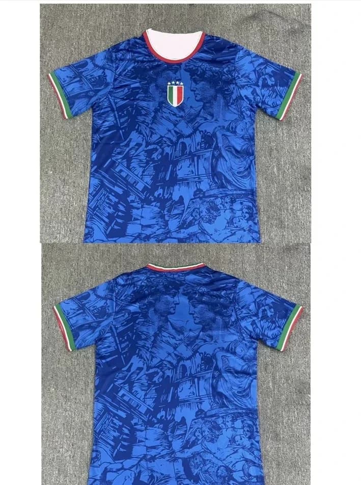 The new football jersey of the Italian national team, a lightweight 3D-printed, light, quick-drying and breathable foot