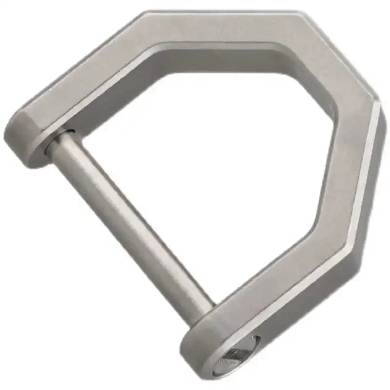 Titanium alloy car key buckle metal horseshoe buckle to solve the problem of car key perforation