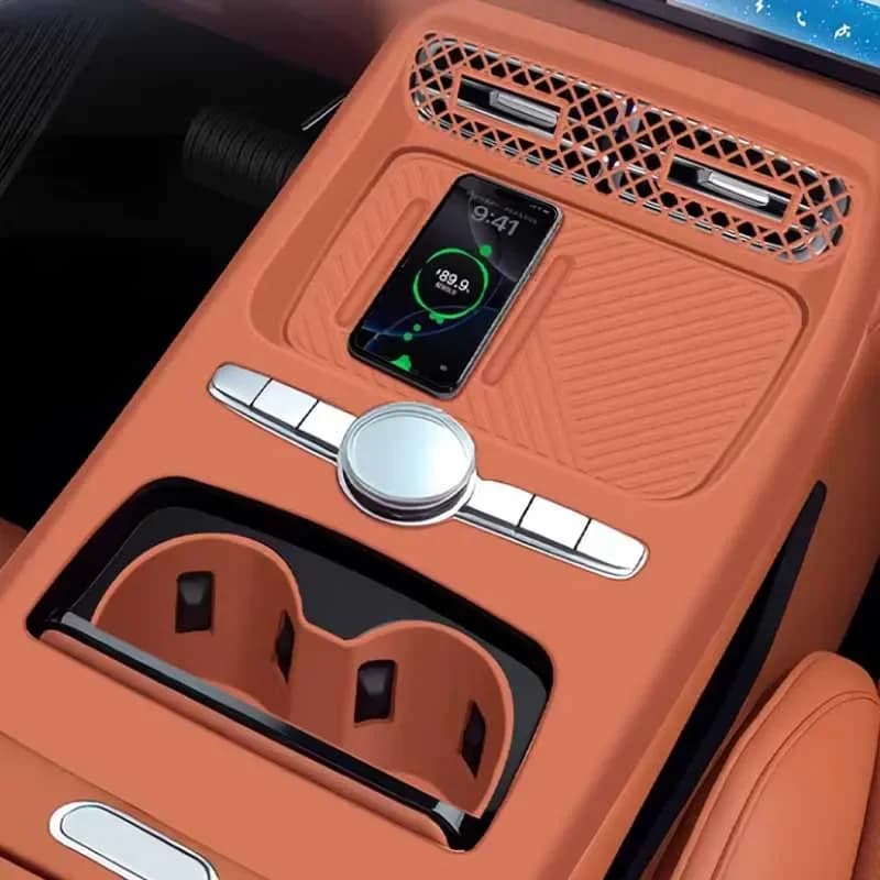 For Geely Galaxy M9 2025 2026 Silicone Pad for Central Control Wireless Charging Protection Pad Car Interior Decoration Products