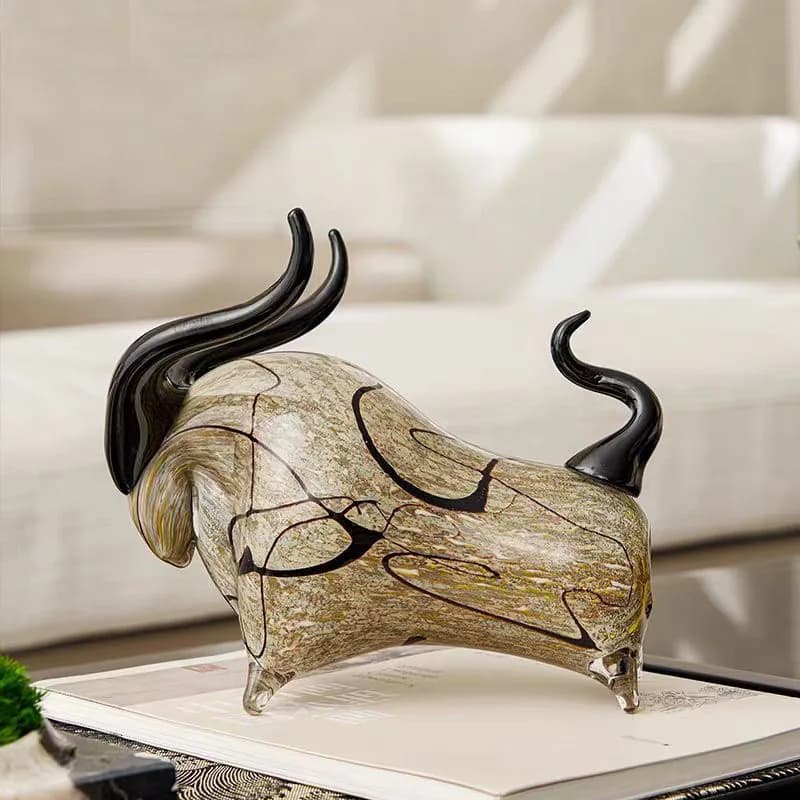 Light Luxury Cow Statue, Handmade Glass Crafts, Desktop Ornaments, Office Decorations, Home Environment Decorations, Gifts