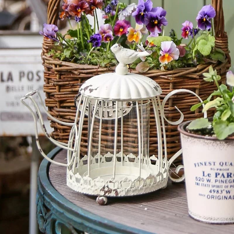 1pcs Garden and Courtyard Decoration Accessories Iron Wire Bird Decorated Pot Candle Holder Rust Colored Metal Candlestick
