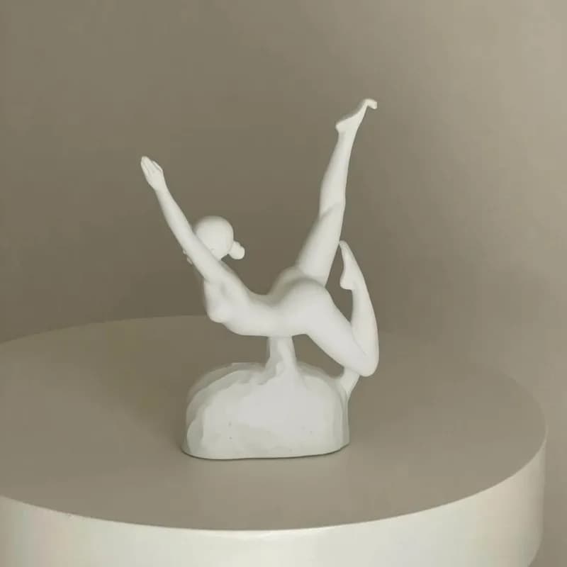 Nordic Abstract Resin Ballet Girl Sculpture Ornaments Model Room Office Living Room Study Office Figure Display Craft Decoration