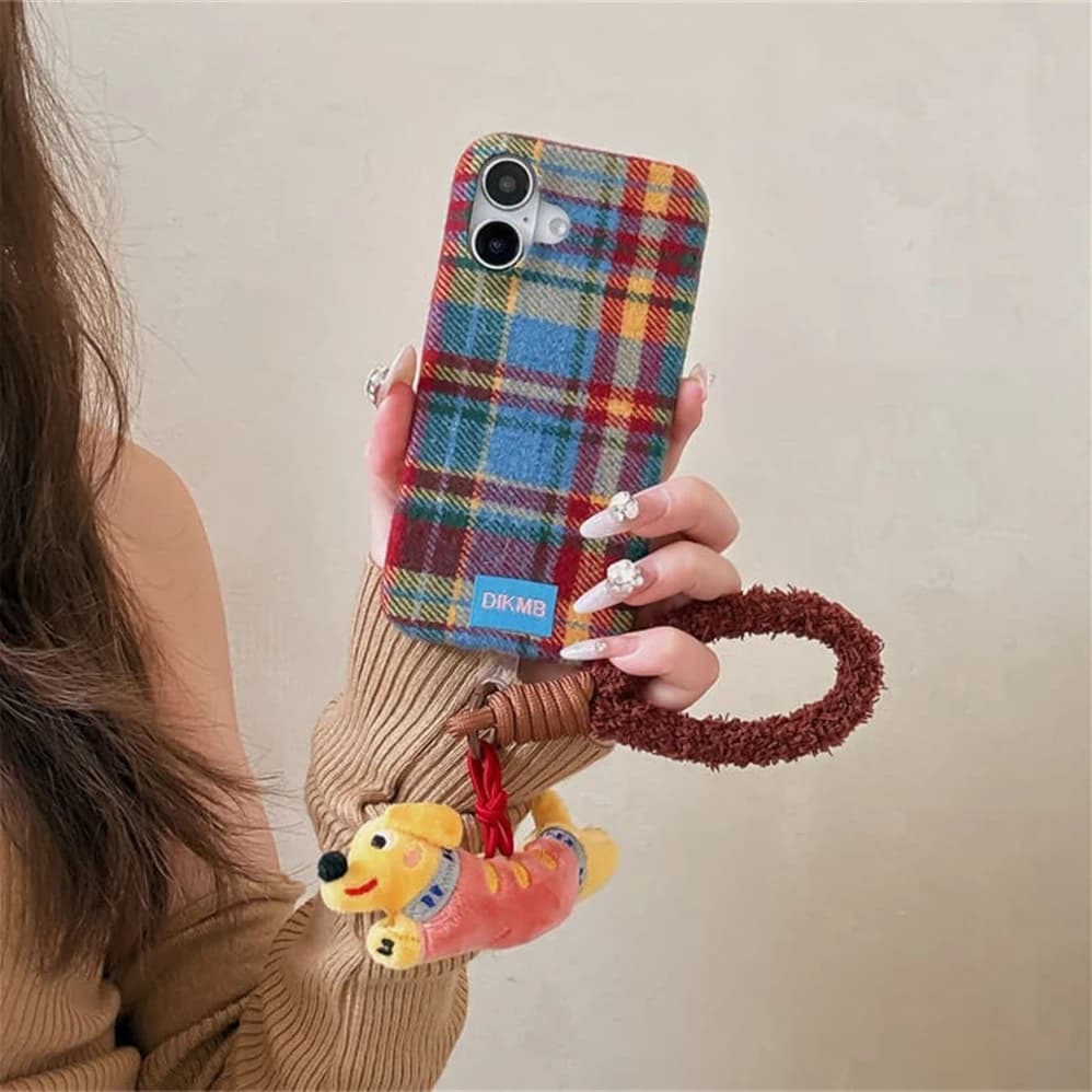 Korean luxury Cute 3D Plush Phone Case for iPhone 18 17 Pro Max 15 16 17 18 Pro Cover Shockproof Cove Cases with puppy Chain