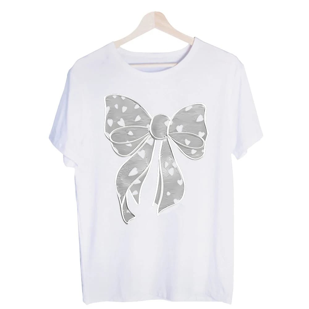 Women's Bow with Heart Pattern Graphic Tee, Short Sleeve Crew Neck T-Shirt for Casual Daily Wear and Summer Outfits