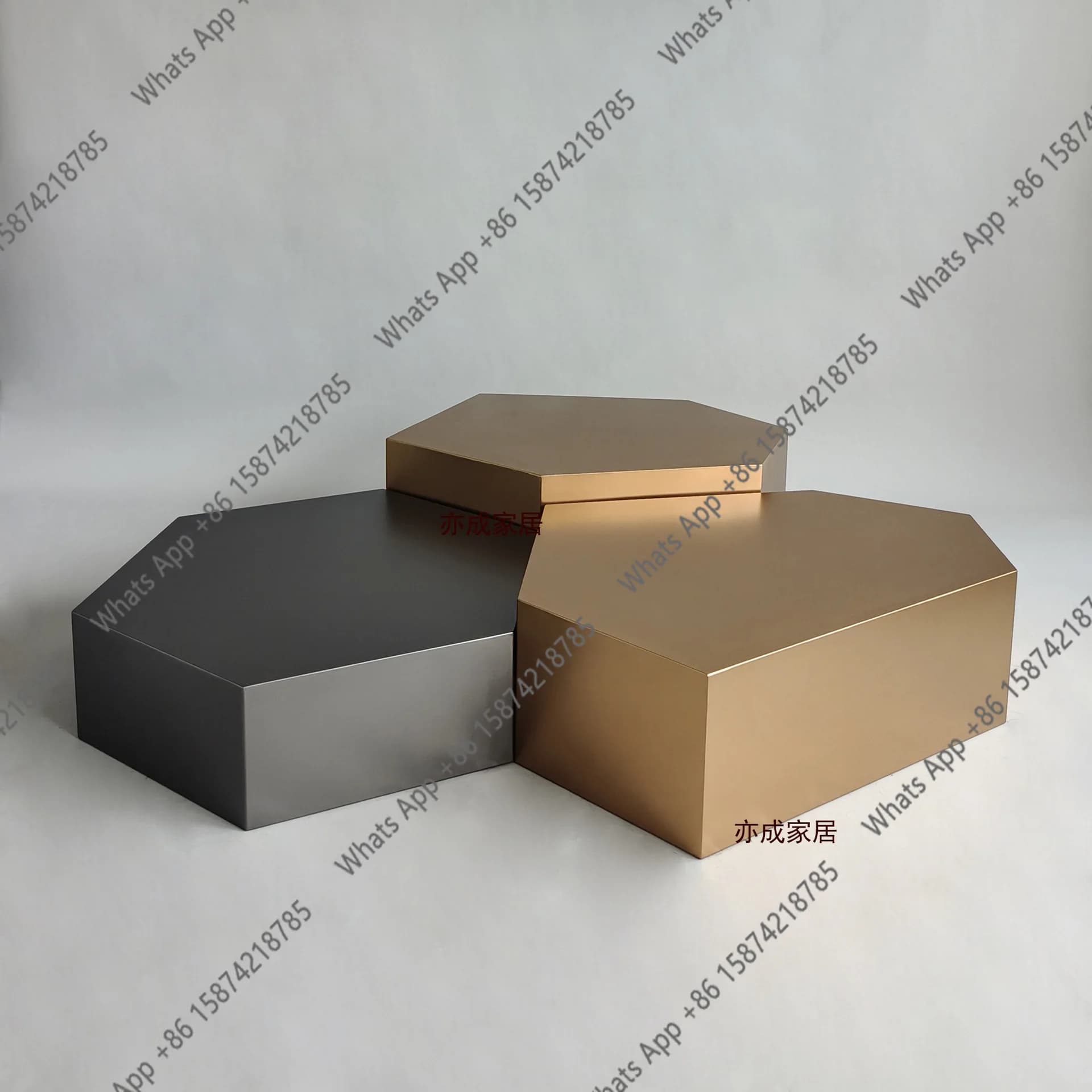 Modern simple villa hotel B & B light luxury coffee table soft decoration Italian minimalist living room stainless steel