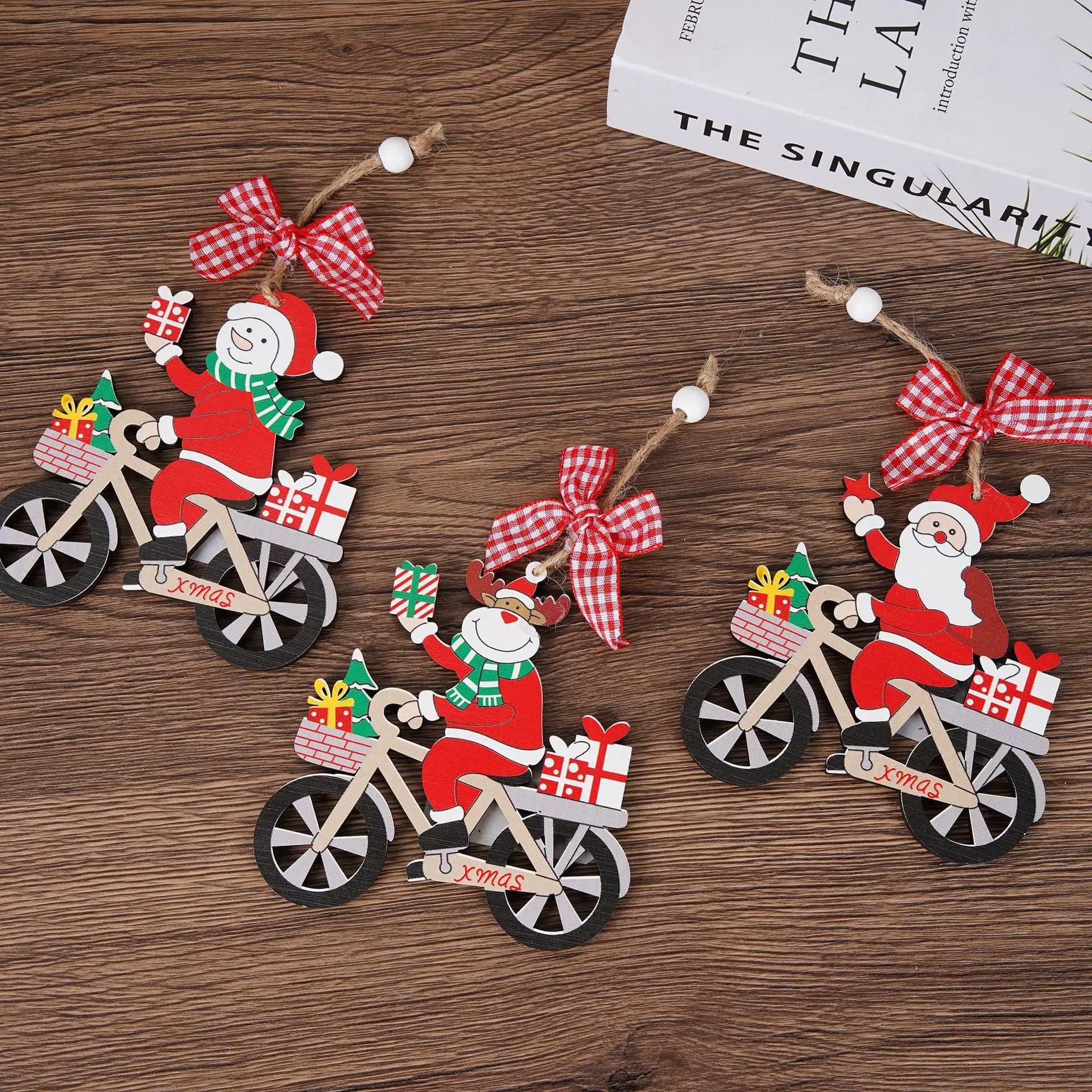 10PCS Christmas Wooden Pendant Santa Claus Gingerbread Man Elk Pendant Christmas Tree Decoration Home Decoration Small Pendant