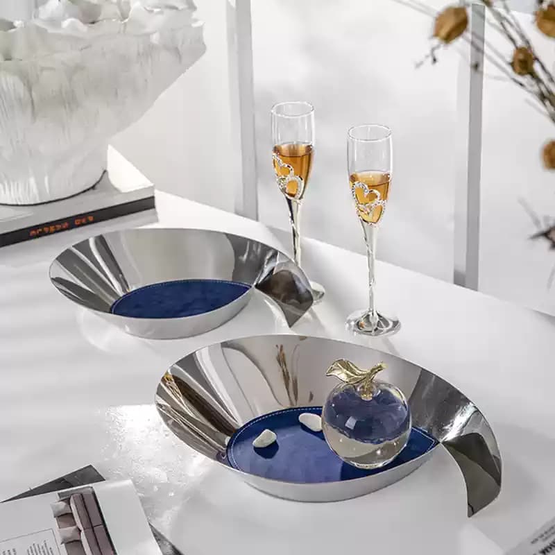 Luxury Leather Tray with Mirror Stainless Steel Jewelry Display Organizer and Fruit Serving Tray for Showroom Desktop Decor