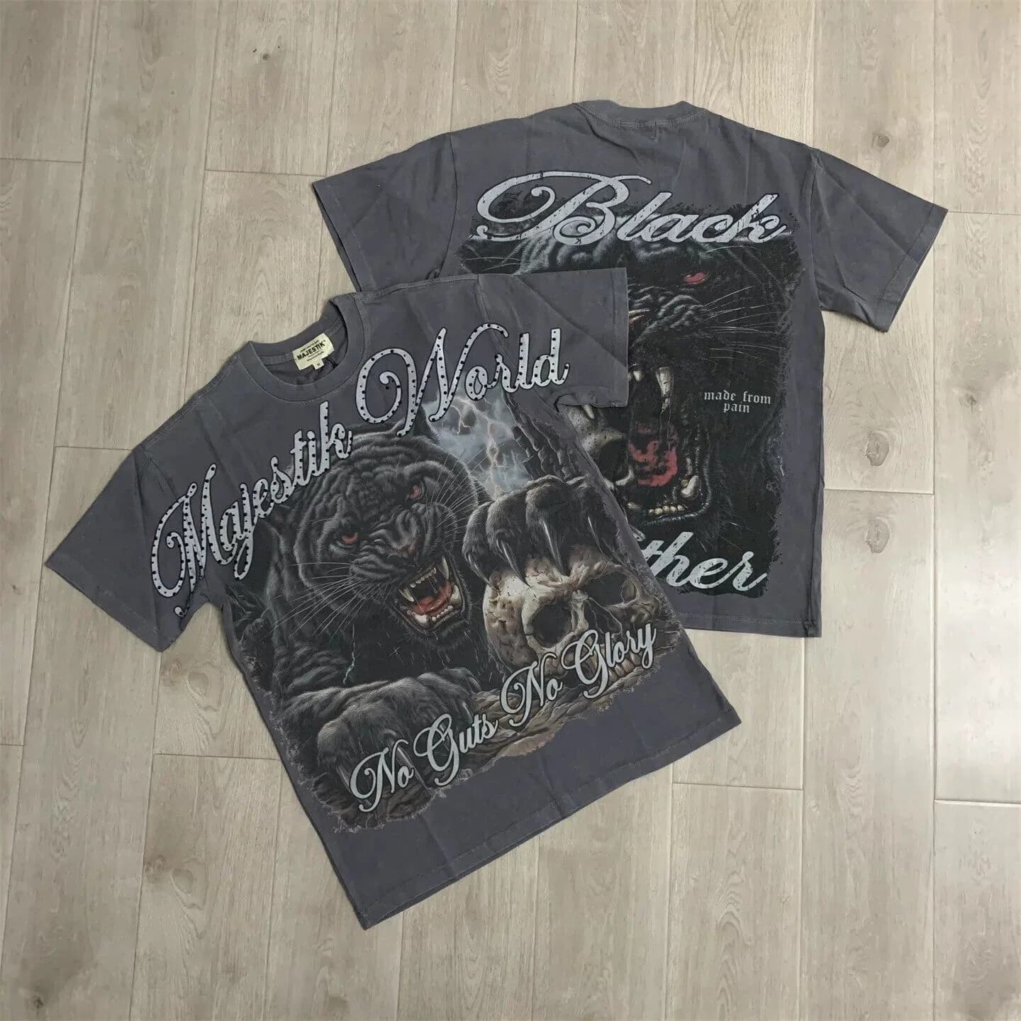 MAJESTIK Retro Wild Leopard Skull Print T-Shirt - Loose Fit, Weathered, Beaded Short Sleeve for Men and Women
